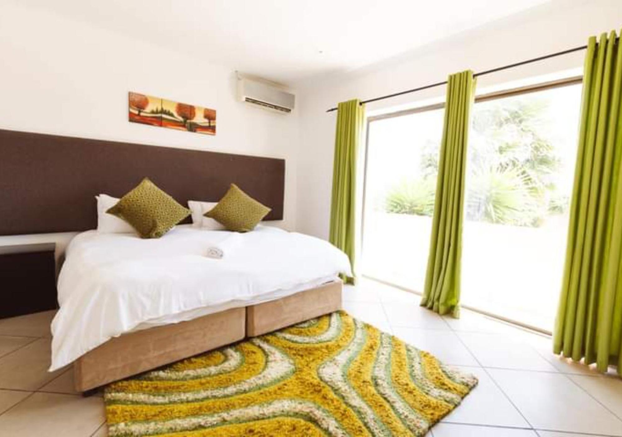 Me Casa Guest House Bluewater Bay Buitenkant foto