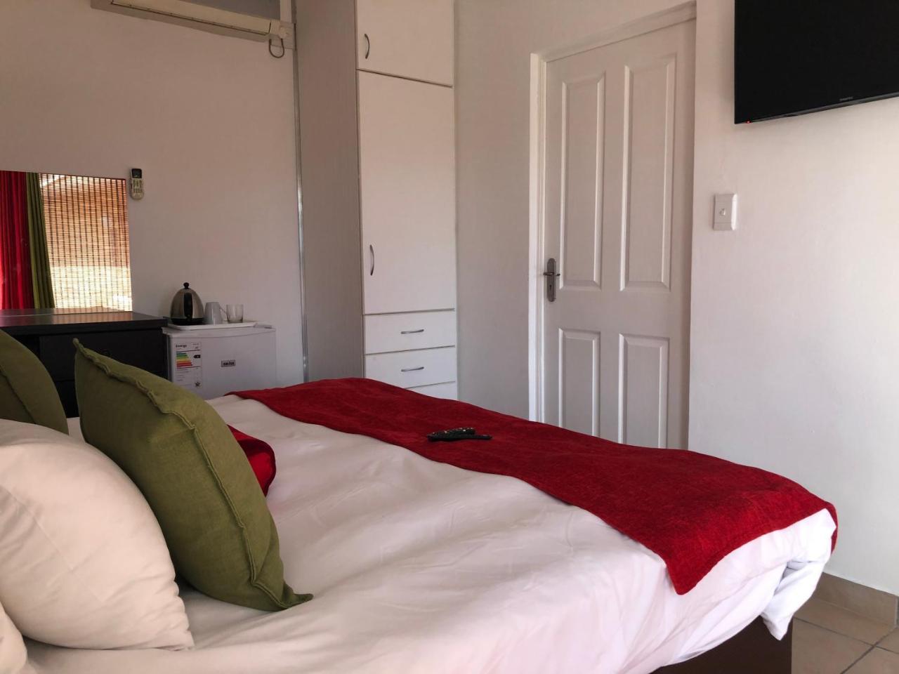 Me Casa Guest House Bluewater Bay Buitenkant foto